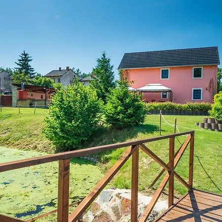 Statek U Dubu * Svojetin